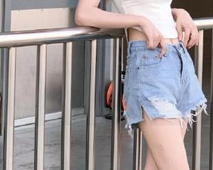 秀人网 - 最新图册：呆呆的瑞BB和服，绝对让你笑到肚子疼的另类时尚大片！