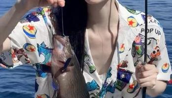 秀人网 - 从未见过的婚纱:大橘BBKira无圣光写真挑战传统美