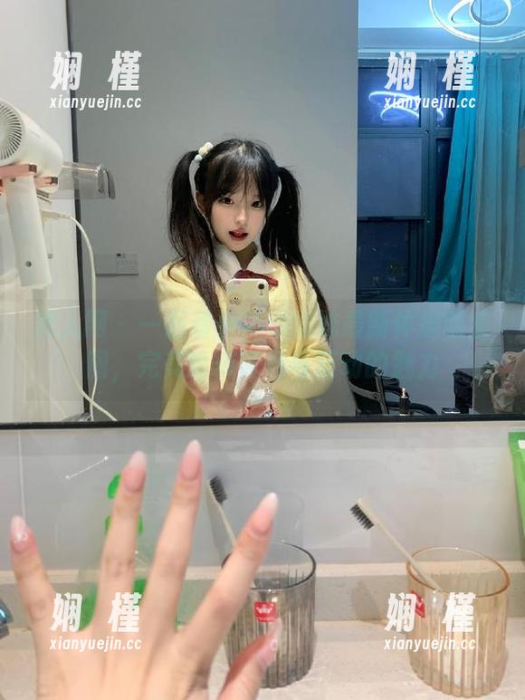 秀人网 - 一起看看奶油妹妹最新体操服套图，完美诠释青春与运动的魅力
