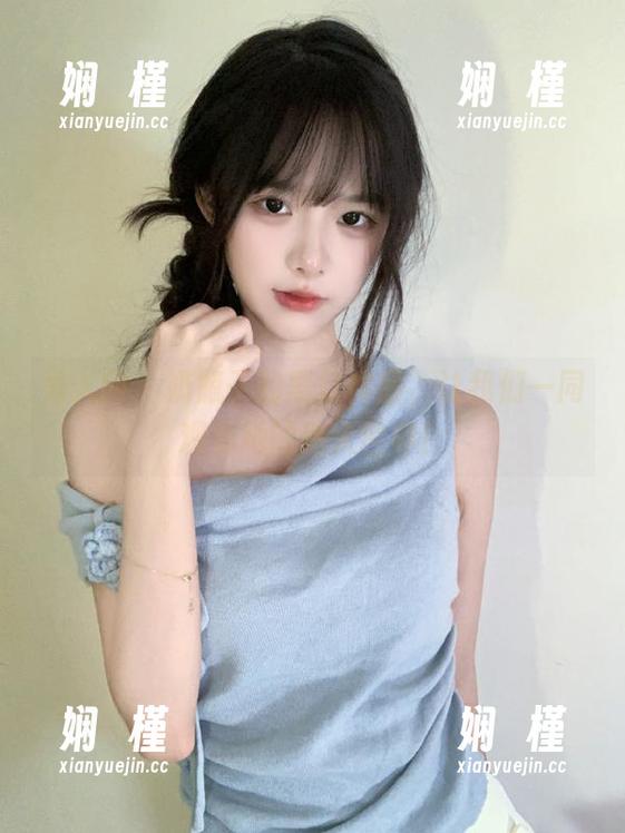 秀人网-奶瓶子 秀人网 - 奶瓶子的黑丝作品,让我们一同观看她的迷人世界!