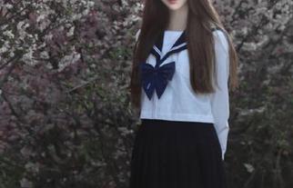秀人网 - 花嫁瞬间的媃柔rourou写真合集,带你领略她的独特婚纱魅力与风采