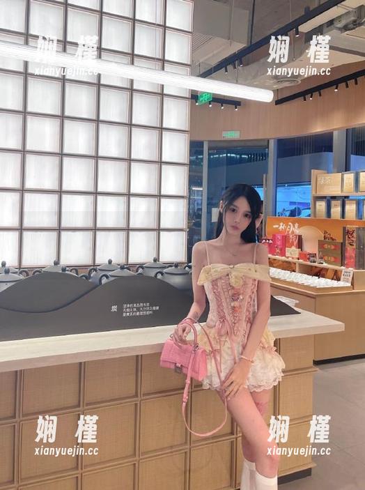秀人网 - 精美女孩写真合集：戴允祺zoe的原图作品令人心动