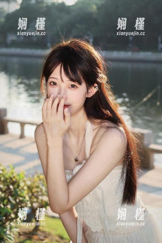 秀人网 - 精选林文文豹纹写真，高清原图资源分享，快来下载！