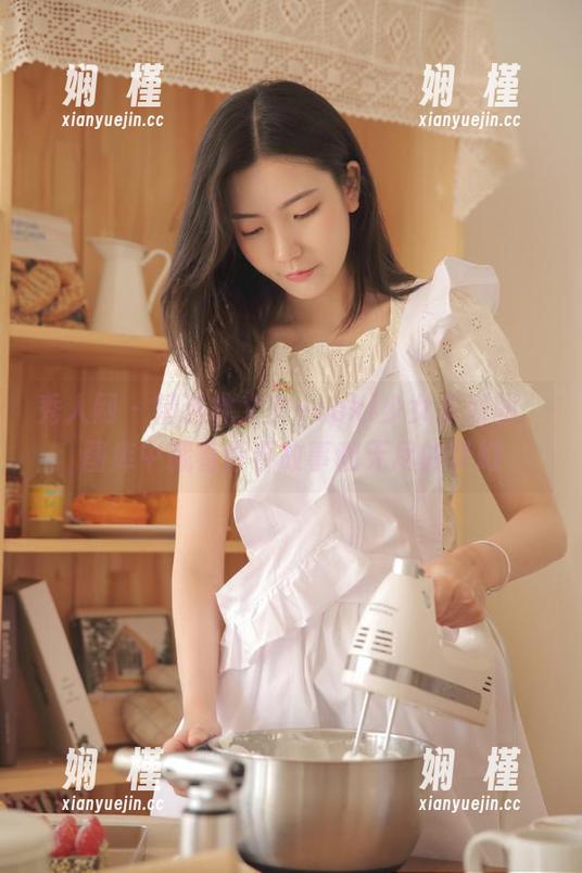 秀人网 - 精选林文文yooki少女系列图，图库中藏着青春故事和无尽的梦幻