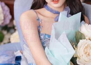 秀人网 - 漫游校园时光:柚柚小奶瓶写真作品合集推荐