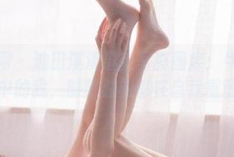 秀人网 - 油田溪溪最新写真图库:牛仔裤中的我,时时刻刻都在自我重塑