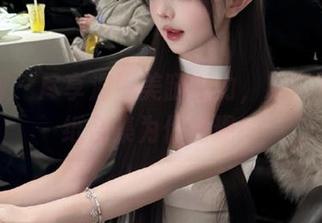 秀人网 - 尽享温妮美腿魅力，精彩写真壁纸合集为你呈现！