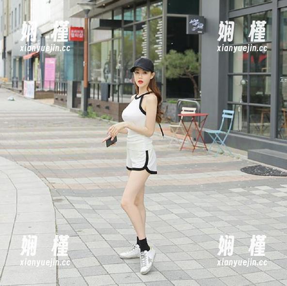 秀人网 - 珍藏王俪丁小宝贝温柔写真：高清原图与图包，带你感受不一样的视觉冲击