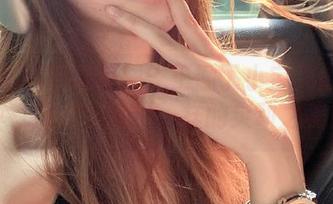 秀人网 - 精选美图：王俪丁小宝贝修女写真，带你领略不一样的灵动之美！