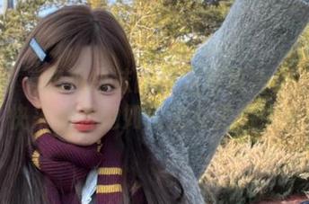 秀人网 - 忽视白沫的裸足写真合集？更新快来看看她如何定义独特之美