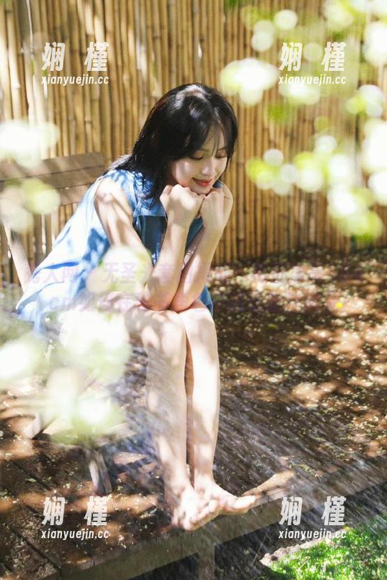 秀人网 - 无圣光套图揭秘：葛征净高184cm如何在秘书角色中展现独特风采
