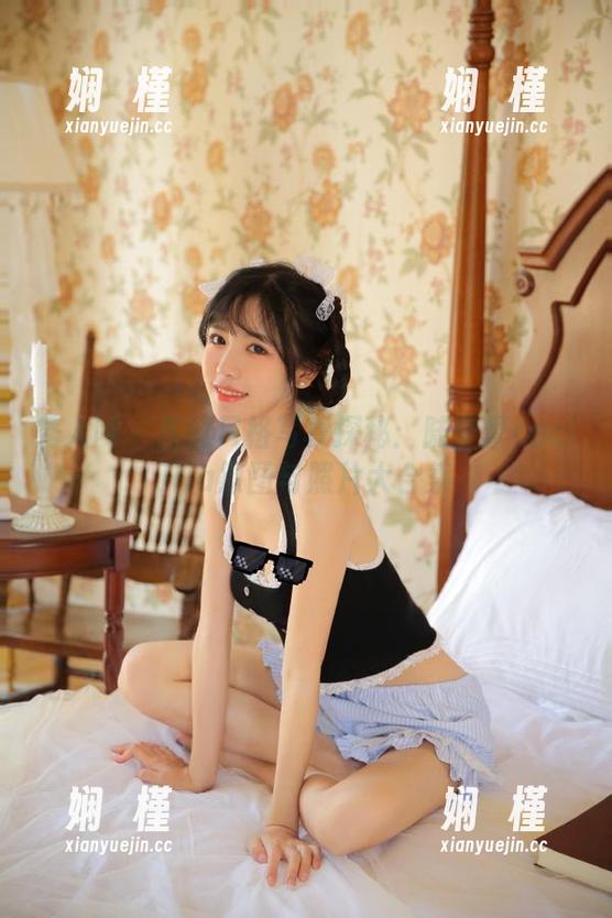 秀人网 - 灰丝风格写真探秘：陆萱萱cecillia原图与照片大合集
