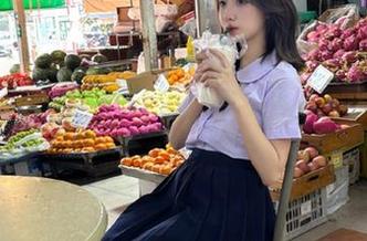 秀人网 - 一场视觉盛宴,陆萱萱cecillia制服高清美图,让你感受无限的温柔与甜美!