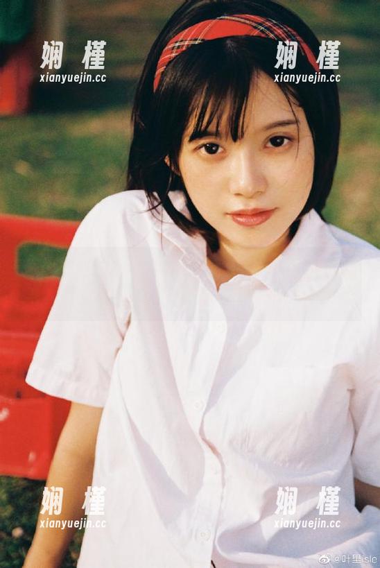 秀人网 - 精彩更新！陆萱萱cecillia美腿写真作品，尽情领略魅力四射的优雅姿态
