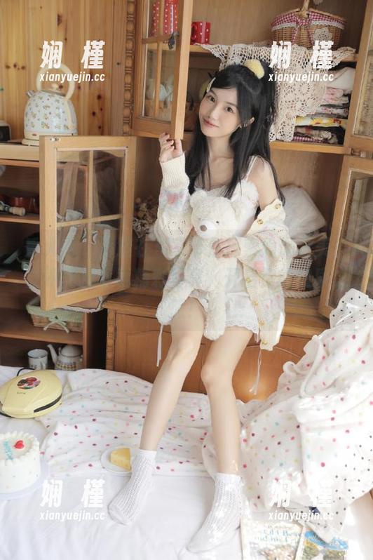 秀人网 - 香澄在东京带你探索瑜伽之美，立即免费下载精彩写真，开启你的健康之旅！