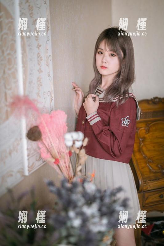 秋楚楚不秃头与她的棉袜写真集，独特资源展示，带你恋上这个秋天的柔情