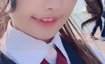 糖果果Candy的摄影艺术：探索八重神子的唯美图片，下载享受独特魅力！
