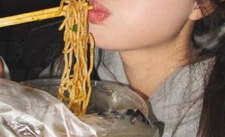 绮梦摄影 - 走进子涵的世界:免费获取她的剧情写真照片,感受无限魅力