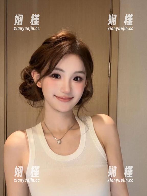 绮梦摄影 - 连续不断的惊喜：露露的无修无水印珍藏合集分享，快来看看！