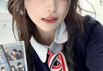 美媛馆 - 精致牛仔裤写真，套图中于大乔演绎别样的时尚与妩媚