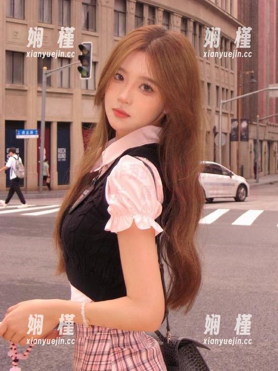 美媛馆 - 糯美子作为护士的生活瞬间：令人心动的写真图片，展现她的魅力与执着