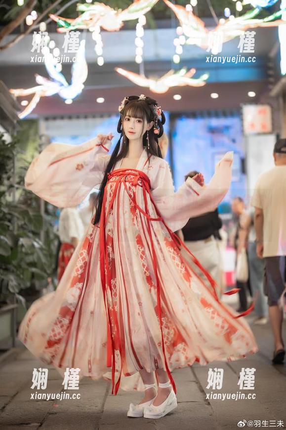 羽生三未修女图集：这些福利美图让你沉醉其中无法自拔