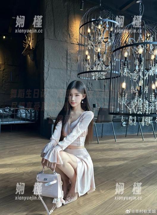 舞蹈生日记 - 走进黄琪女王的美图世界，尽情享受那些独特壁纸，为你的手机或电脑增添一抹风情！
