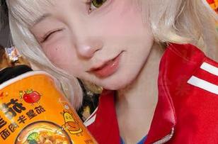 花铃Hana小巫女特别图包，让你在奇幻世界中找到梦想的合集！