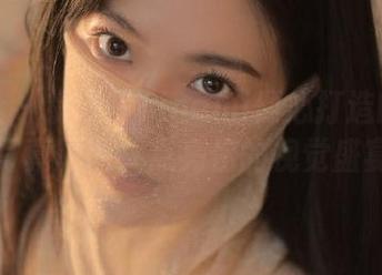蜜桃社 - 缇娜美Tinami倾心打造的女仆写真原图,点亮你的视觉盛宴