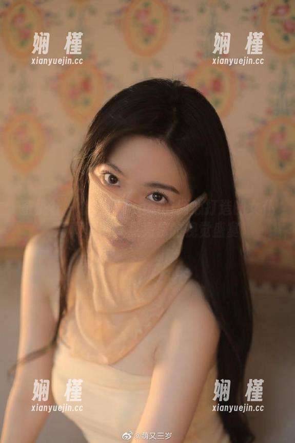 蜜桃社 - 缇娜美Tinami倾心打造的女仆写真原图，点亮你的视觉盛宴