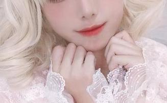 美图背后的故事：蜜汁猫裘与发财玉兔的无圣光写真分享