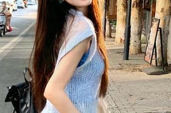 从公园到心灵：见新摄影的JK制服棉袜原图与写真，唤醒你的美感体验