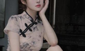 语画界 - 小热巴无圣光精选浴室美女作品，揭示优雅与性感的完美交融