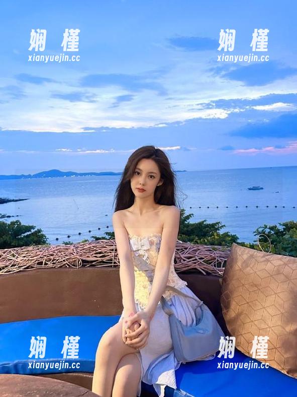 语画界 - 恍若梦境中的杨紫嫣，短裙写真合集，定格心动的那一刻！