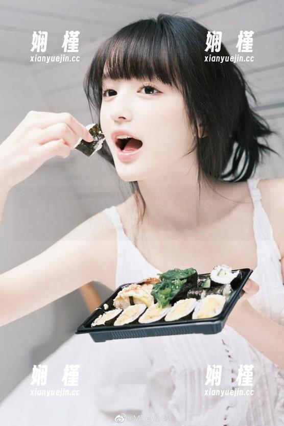 语画界 - 一窥沐若昕的连衣裙美图，写真作品令人流连忘返