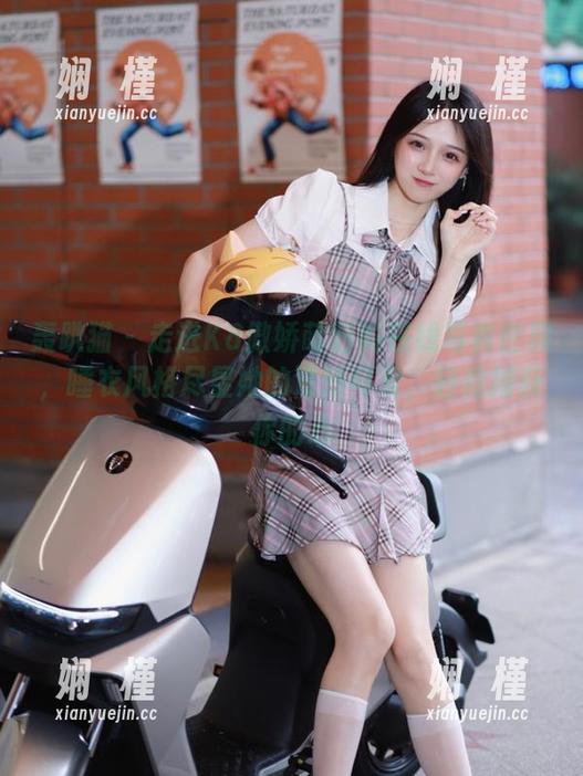 轰趴猫 - 走进K8傲娇萌萌的在线写真世界，睡衣风格尽显她的清新可爱，轻松捕获你的心