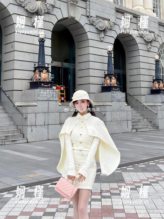 呜呜太好看了！“过期米线线喵”女神写真集免费下载，瞬间提升你的审美！