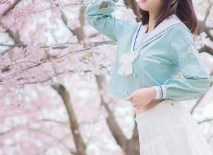 不藏着掖着，分享雯粥粥少女写真合集，网盘中尽情体验她的独特魅力！