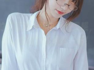 在黑川的尼禄连衣裙中寻找灵感，原图下载让你的衣橱焕然一新！