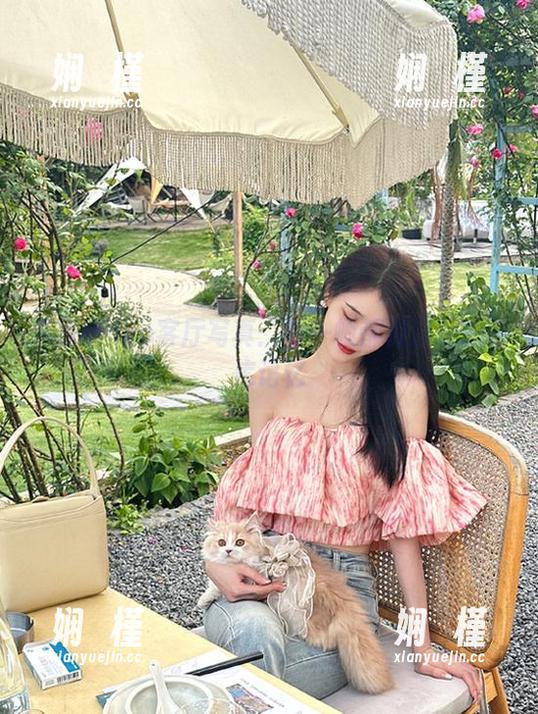 黑猫猫ovo客厅写真：每一帧都是珍藏的图库记忆